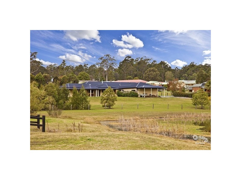 2 Cascade Close, Louth Park NSW 2320