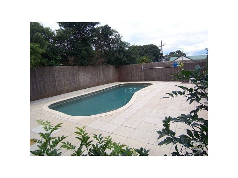 6 Richardson Road, East Maitland NSW 2323