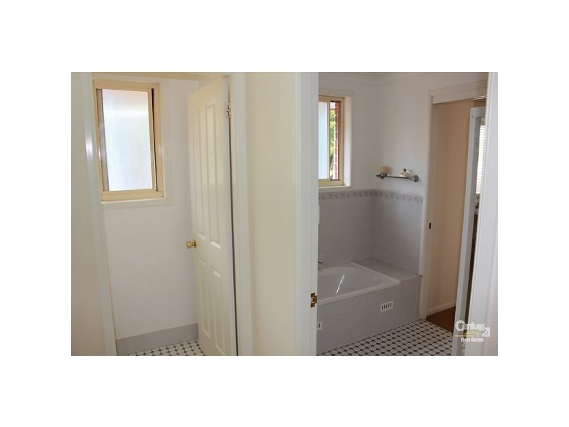 15 Baker Drive, Tenambit NSW 2323