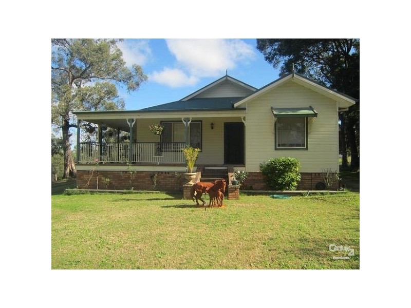 92 Government Road, Weston NSW 2326