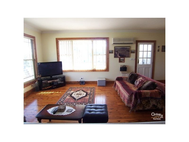 92 Government Road, Weston NSW 2326