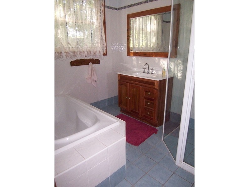 92 Government Road, Weston NSW 2326