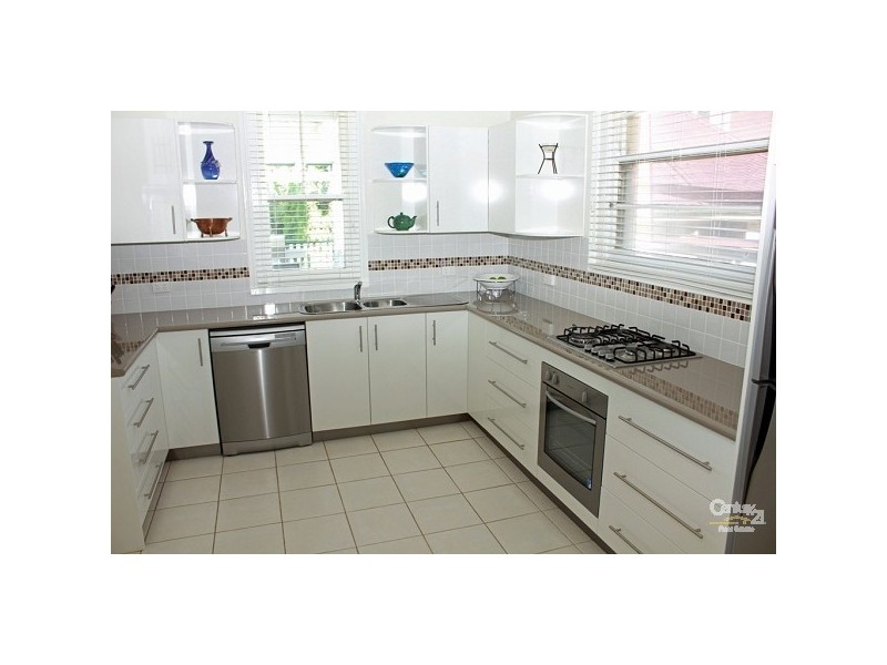 8 William Street, Telarah NSW 2320