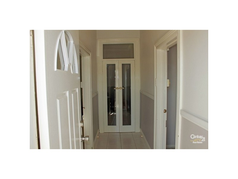 8 William Street, Telarah NSW 2320