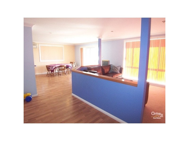 12 Coburn Circuit, Metford NSW 2323