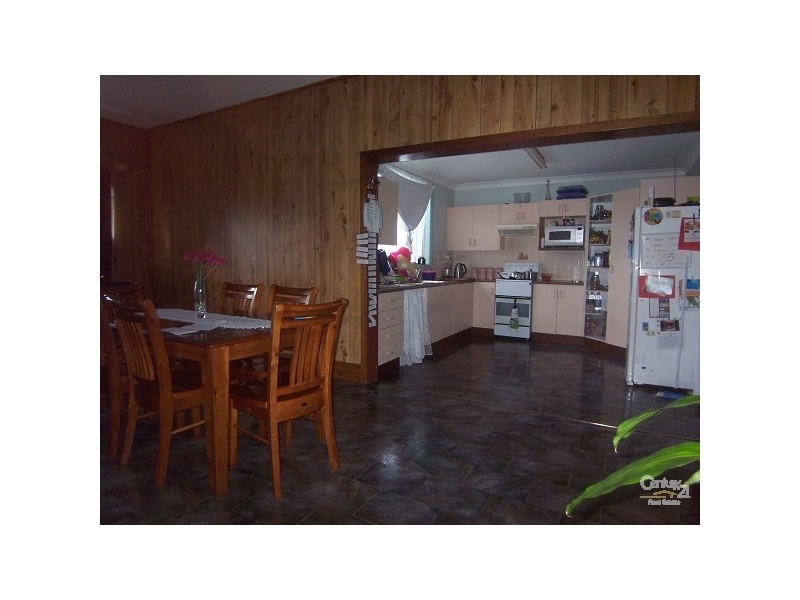 11 Colliery Street, Stanford Merthyr NSW 2327