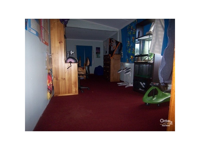 11 Colliery Street, Stanford Merthyr NSW 2327