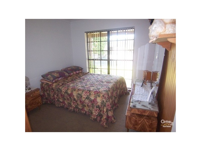 1 Holt Close, East Maitland NSW 2323