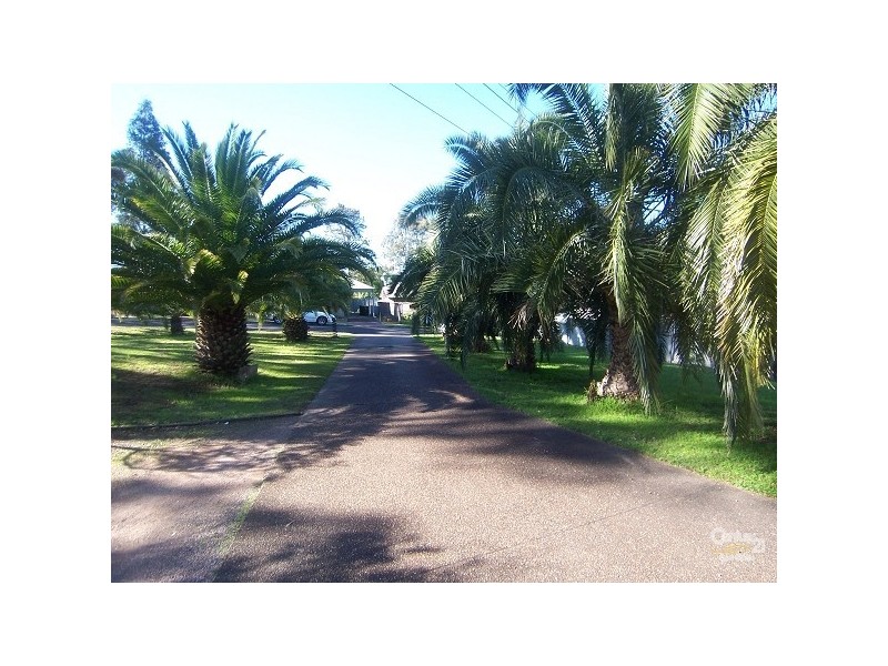 1 Holt Close, East Maitland NSW 2323