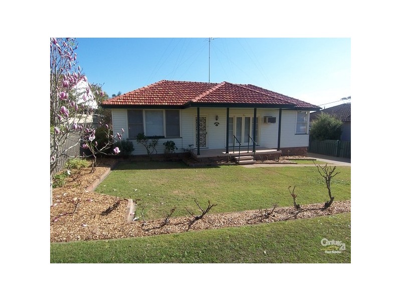 16 David Avenue, East Maitland NSW 2323