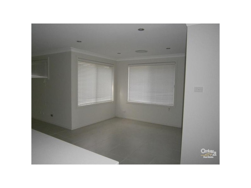 10 Osprey Crescent, East Maitland NSW 2323