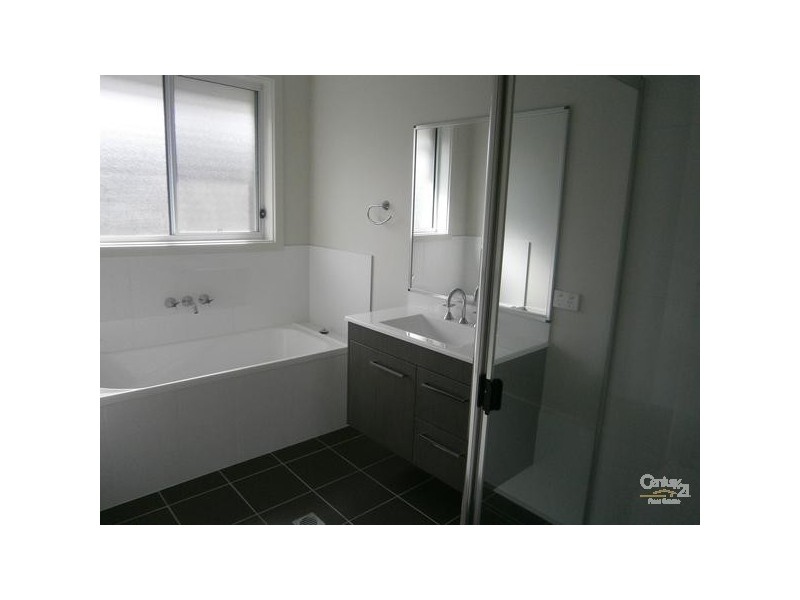 10 Osprey Crescent, East Maitland NSW 2323