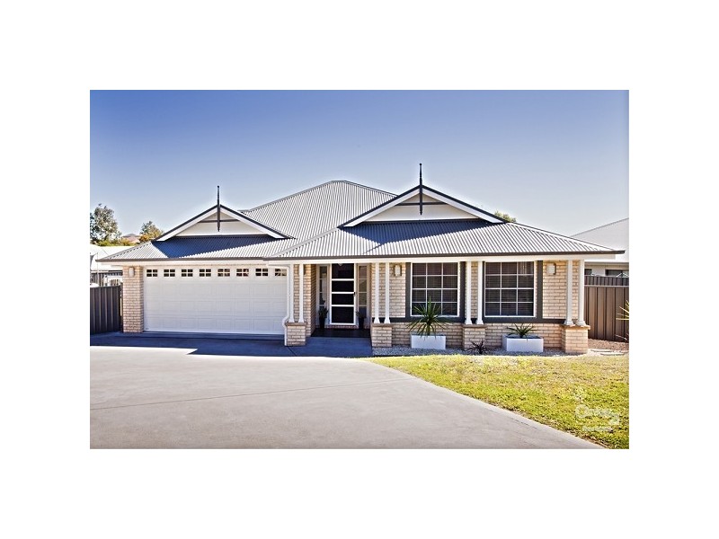 15 Fullford Cove, Aberglasslyn NSW 2320