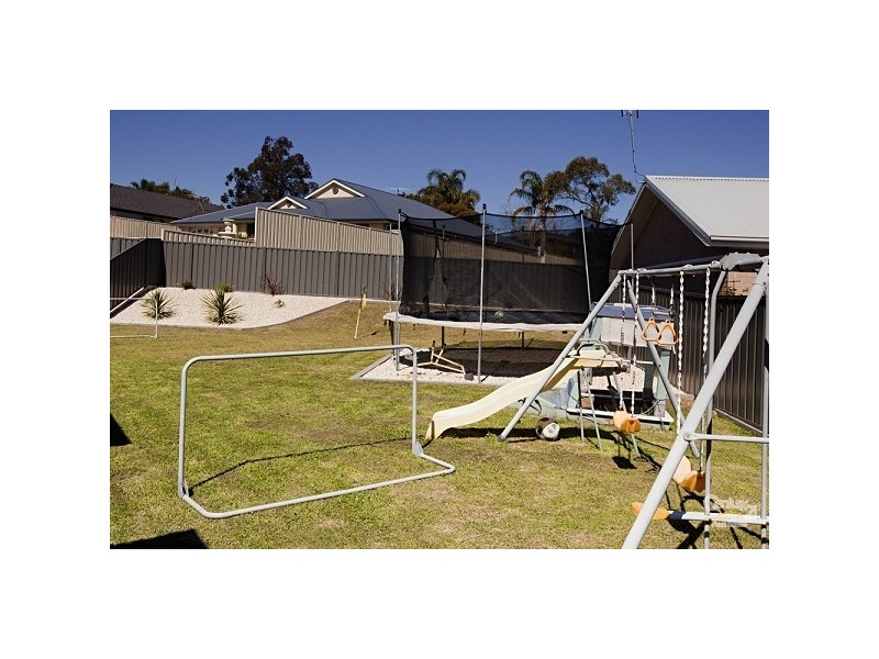 15 Fullford Cove, Aberglasslyn NSW 2320