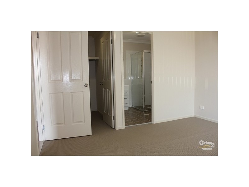 34 Niven Parade, Rutherford NSW 2320