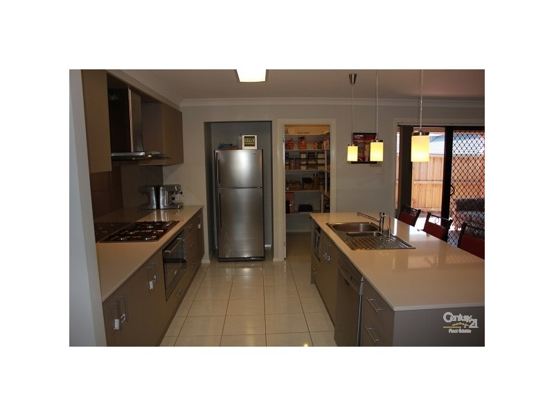 4 Chester Place, Raworth NSW 2321