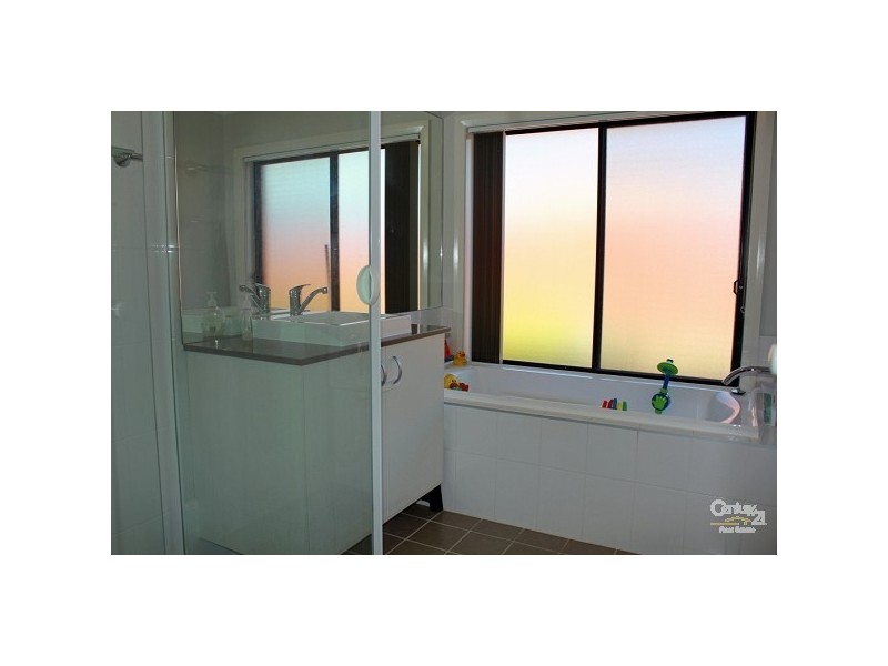 4 Chester Place, Raworth NSW 2321