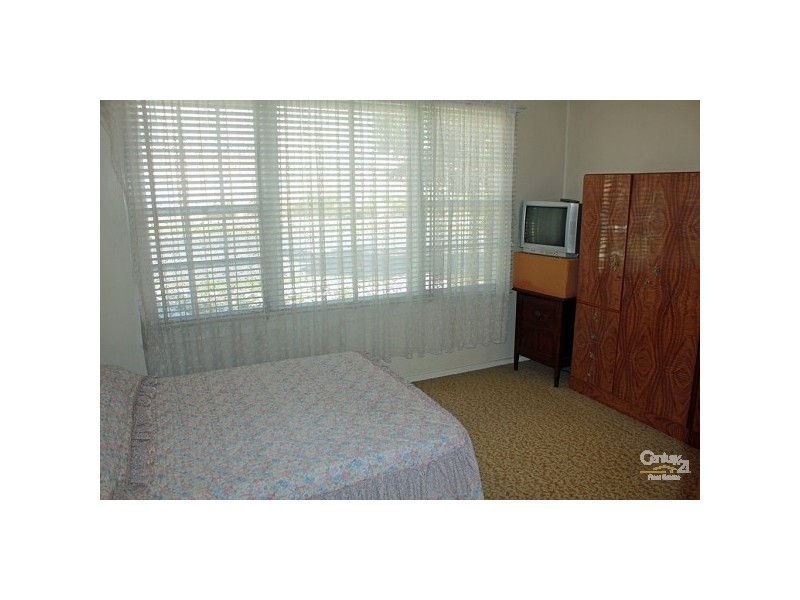 4 Alexandra Avenue, Rutherford NSW 2320