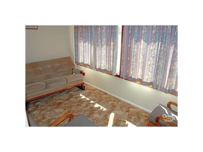 4 Alexandra Avenue, Rutherford NSW 2320