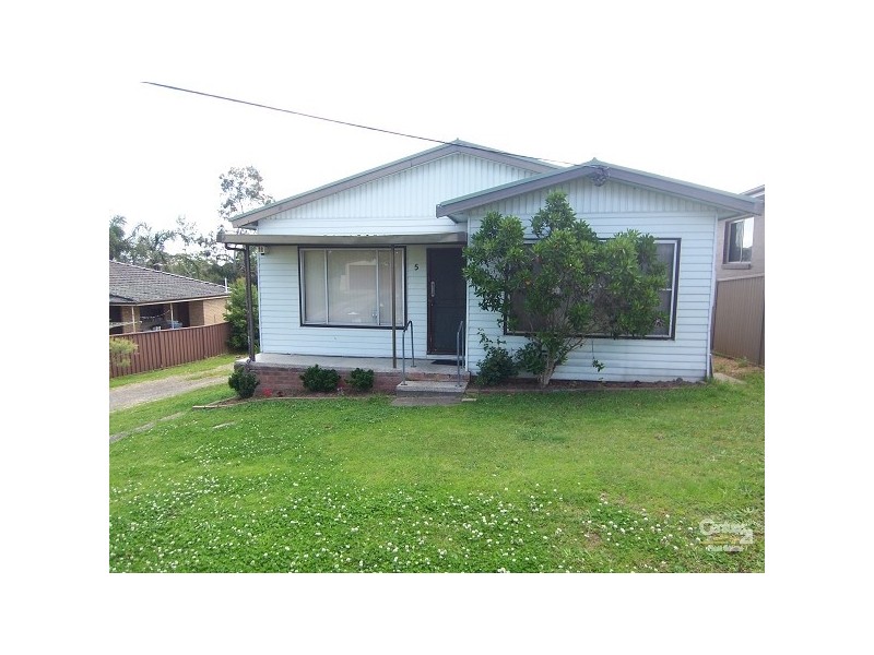 5 Booth Street, East Maitland NSW 2323
