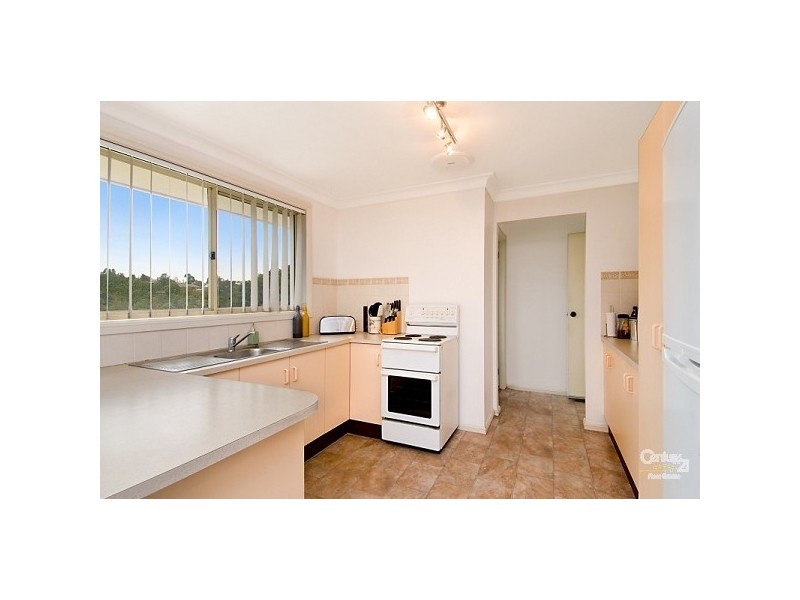 2/18 Baker Drive, Tenambit NSW 2323