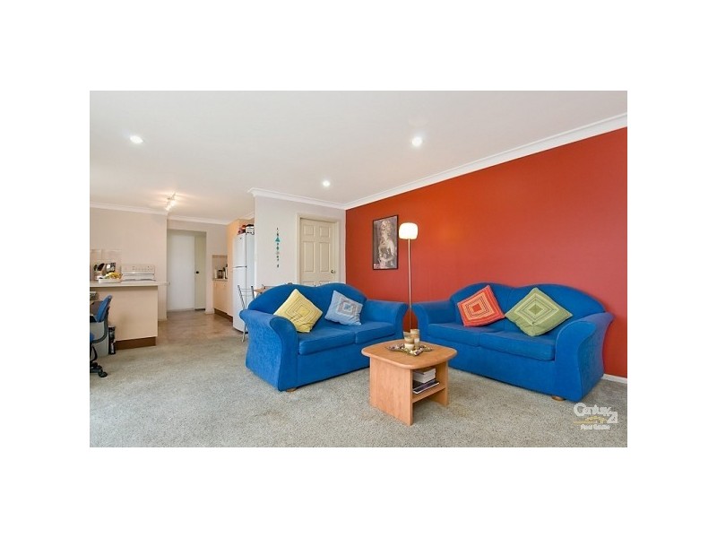 2/18 Baker Drive, Tenambit NSW 2323