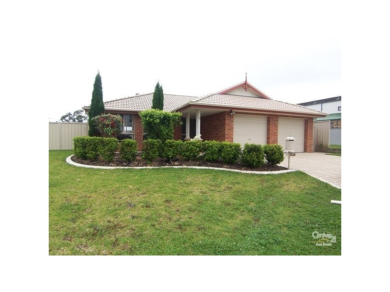 18 Bells Place, Tenambit NSW 2323