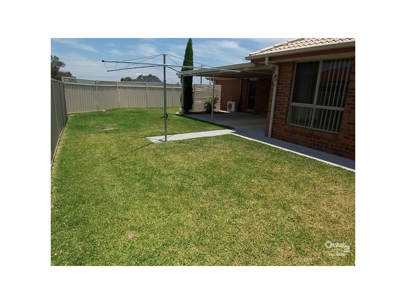 18 Bells Place, Tenambit NSW 2323