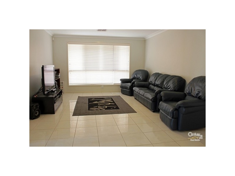 132 Aberglasslyn Road, Rutherford NSW 2320