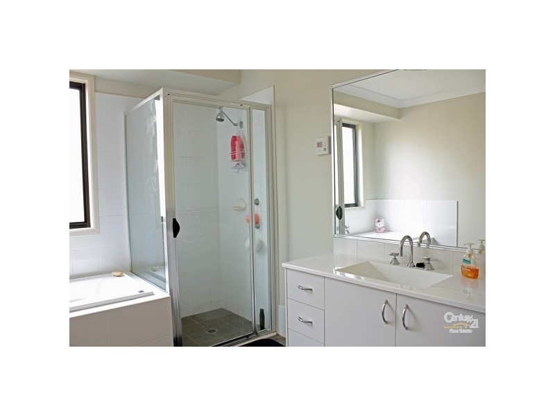 132 Aberglasslyn Road, Rutherford NSW 2320