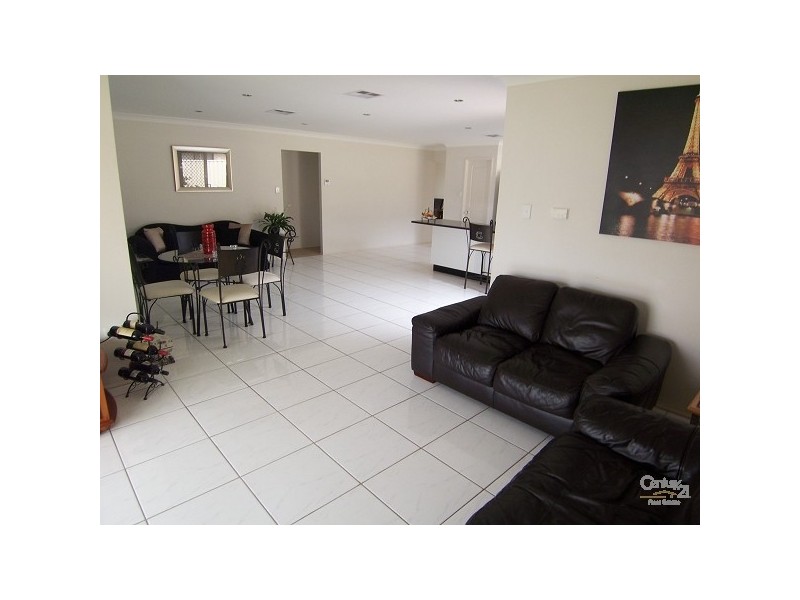 79 Streeton Drive, Metford NSW 2323