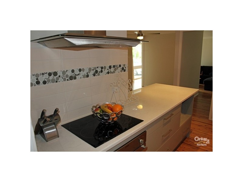 98 Aberglasslyn Road, Rutherford NSW 2320