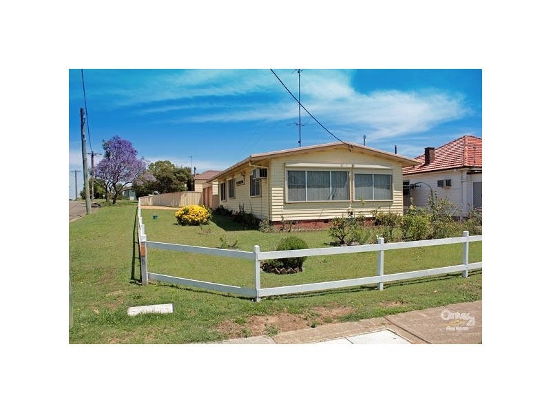 44 Aberglasslyn Rd, Rutherford NSW 2320