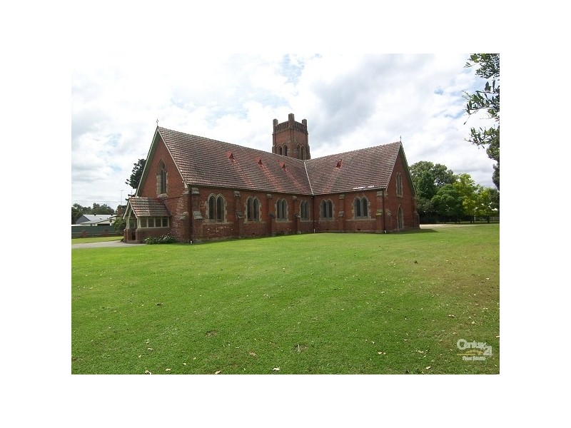 Cross and Devonshire Streets, Maitland NSW 2320
