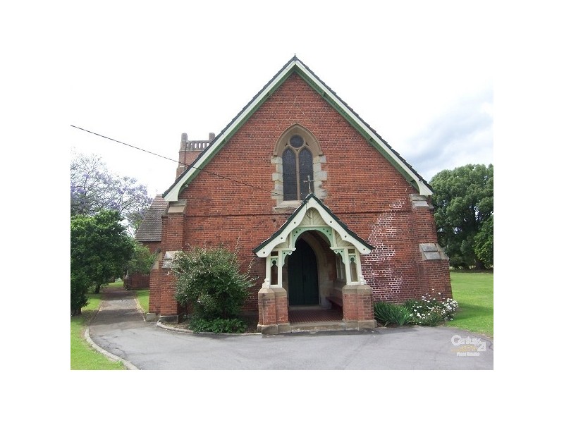 Cross and Devonshire Streets, Maitland NSW 2320