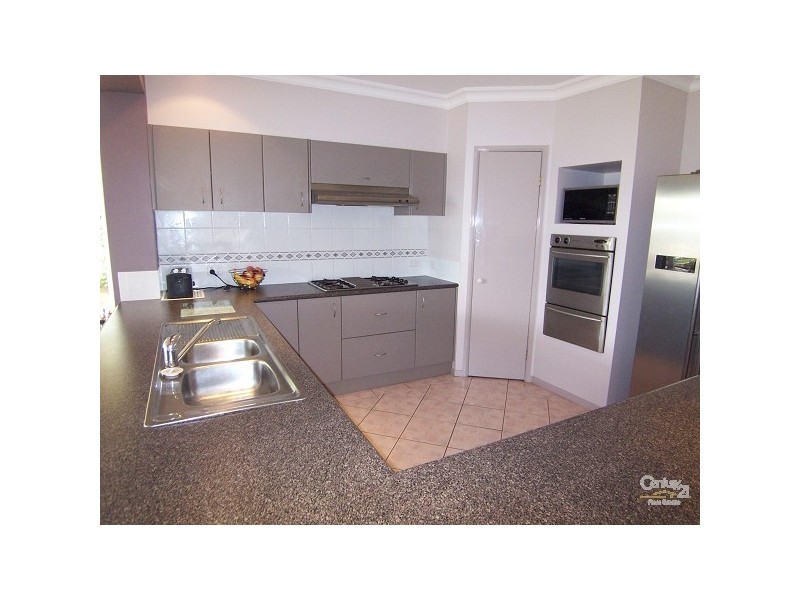 4 Ballydoyle Drive, Ashtonfield NSW 2323