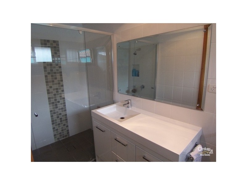 21 Crofton Avenue, Tenambit NSW 2323
