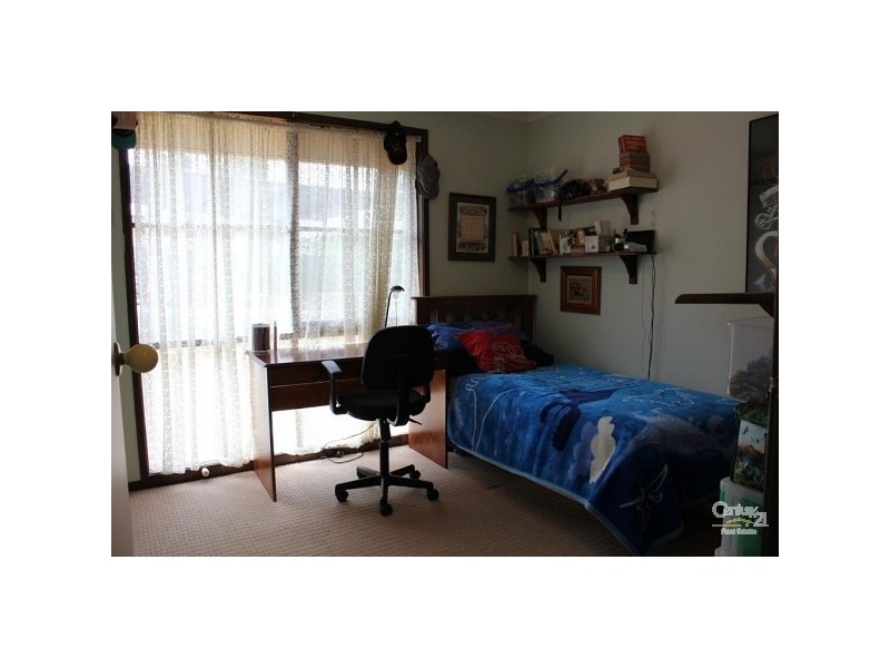 1 Rothbury Street, North Rothbury NSW 2335