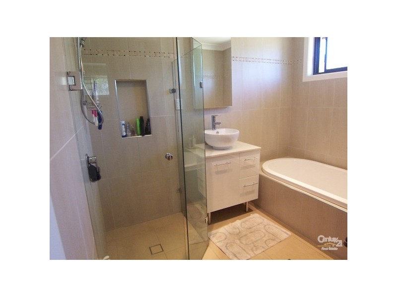 2 Stafford Close, Metford NSW 2323