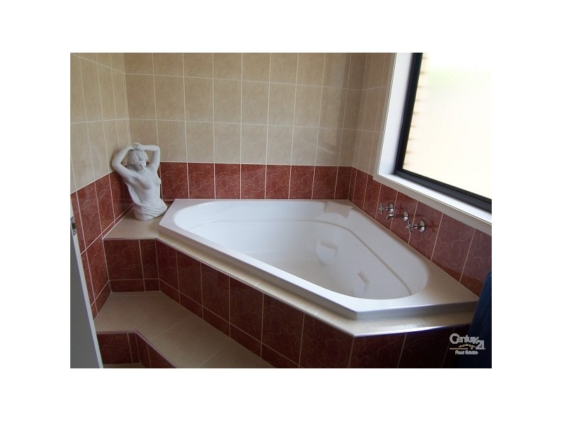 75 Chisholm Road, East Maitland NSW 2323