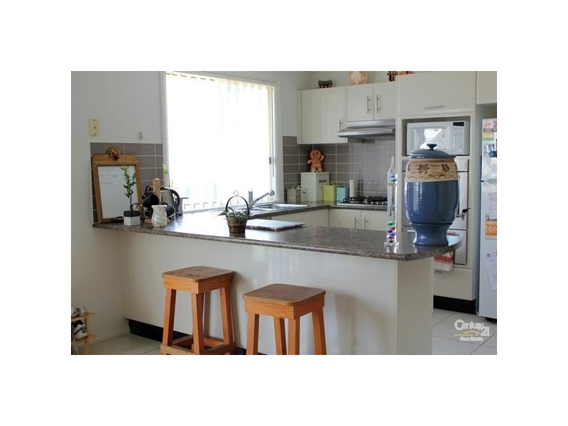 4 McCubbin Close, Metford NSW 2323