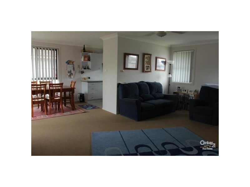 2/80 Ferraby Drive, Metford NSW 2323