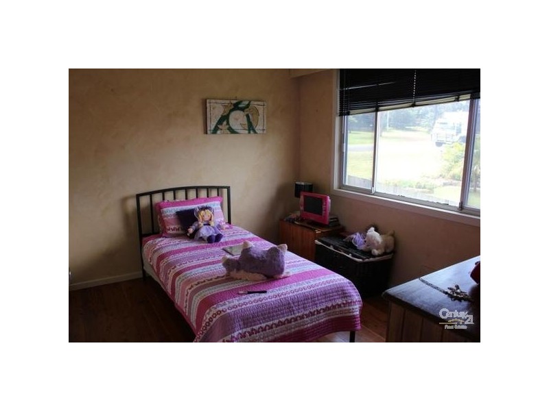 24 Cooma Street, Abermain NSW 2326