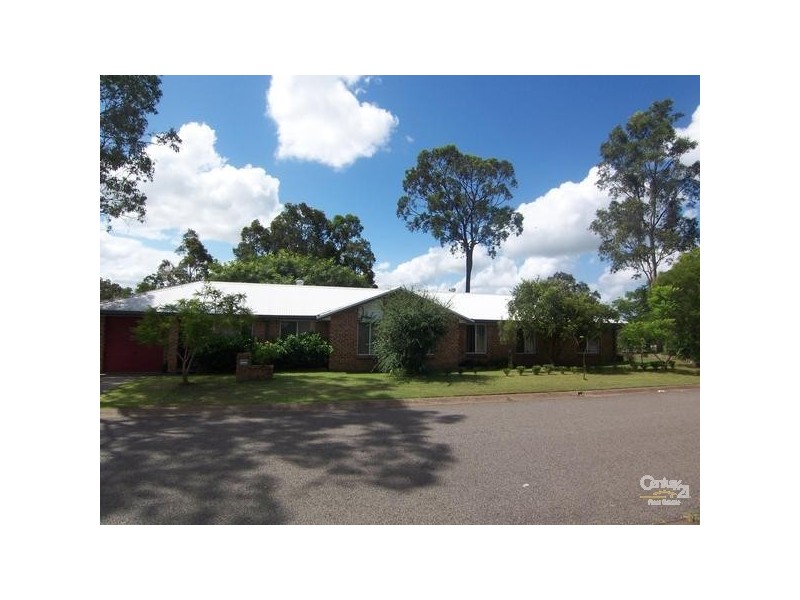 30 Eucalyptus Crescent, Metford NSW 2323