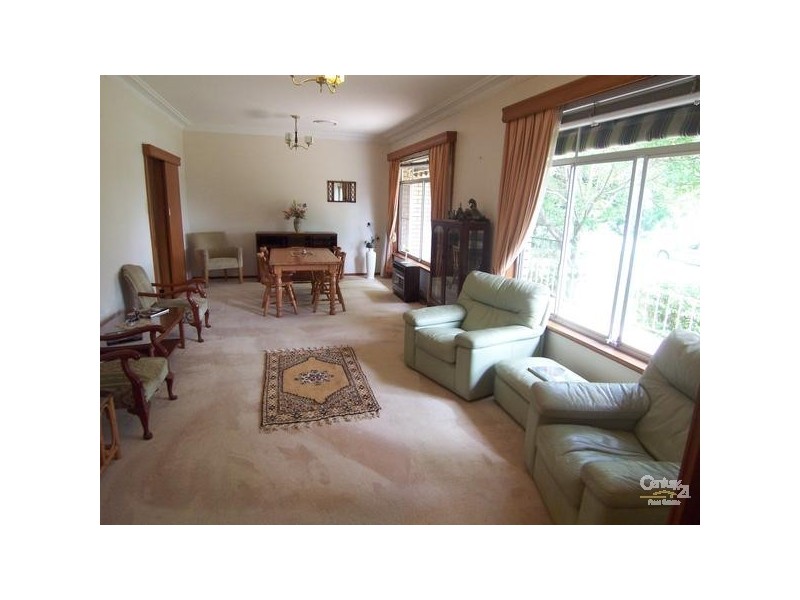 196 High Street, East Maitland NSW 2323