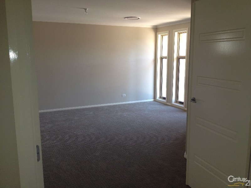 32 Hinchinbrook Close, Ashtonfield NSW 2323