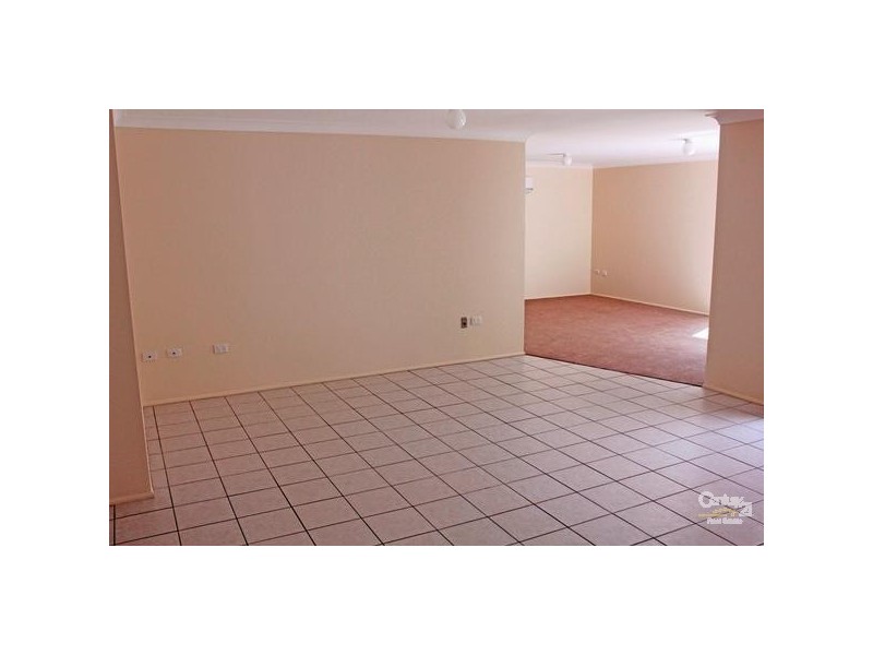 24 Leinster Cct, Ashtonfield NSW 2323