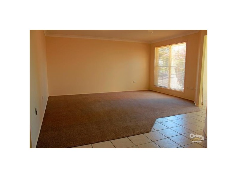 24 Leinster Cct, Ashtonfield NSW 2323