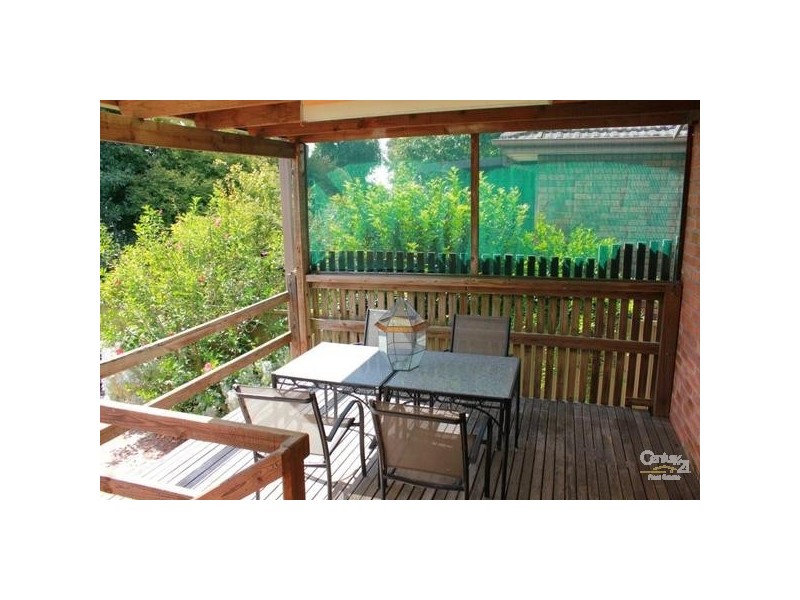 18 Robert Street, Tenambit NSW 2323