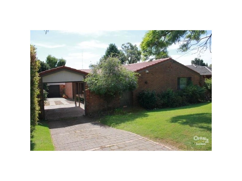 18 Robert Street, Tenambit NSW 2323